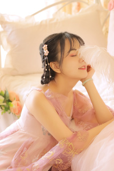 内衣美女图片